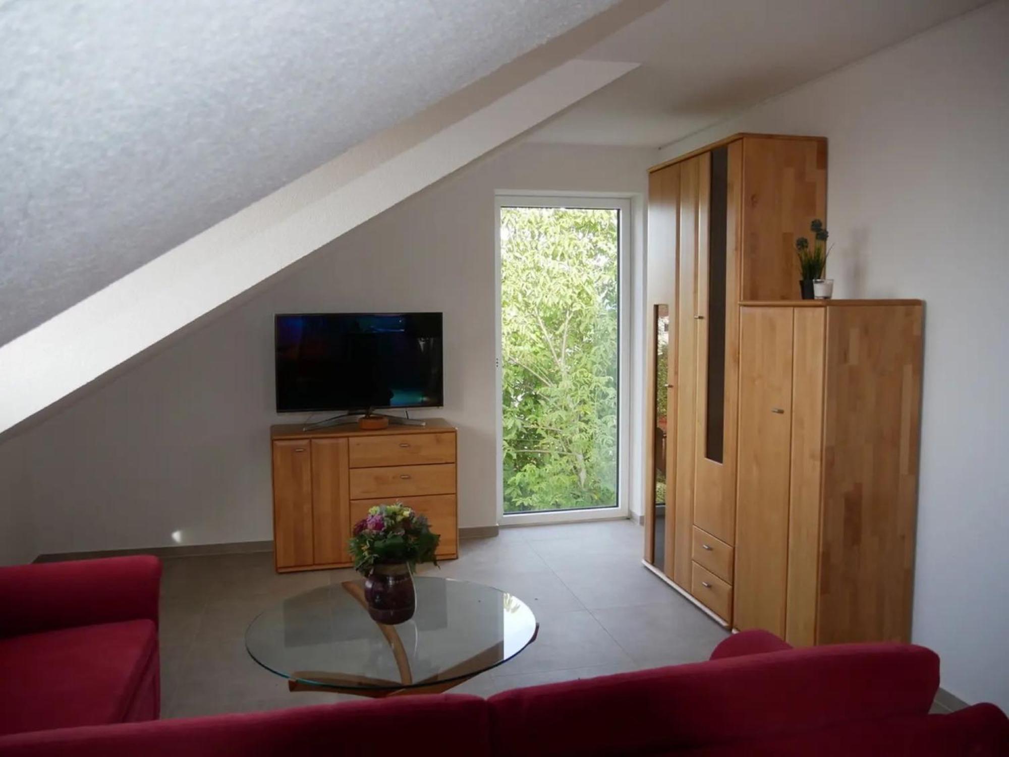 Ferienwohnung Haus Maria Waeschenbeuren ภายนอก รูปภาพ